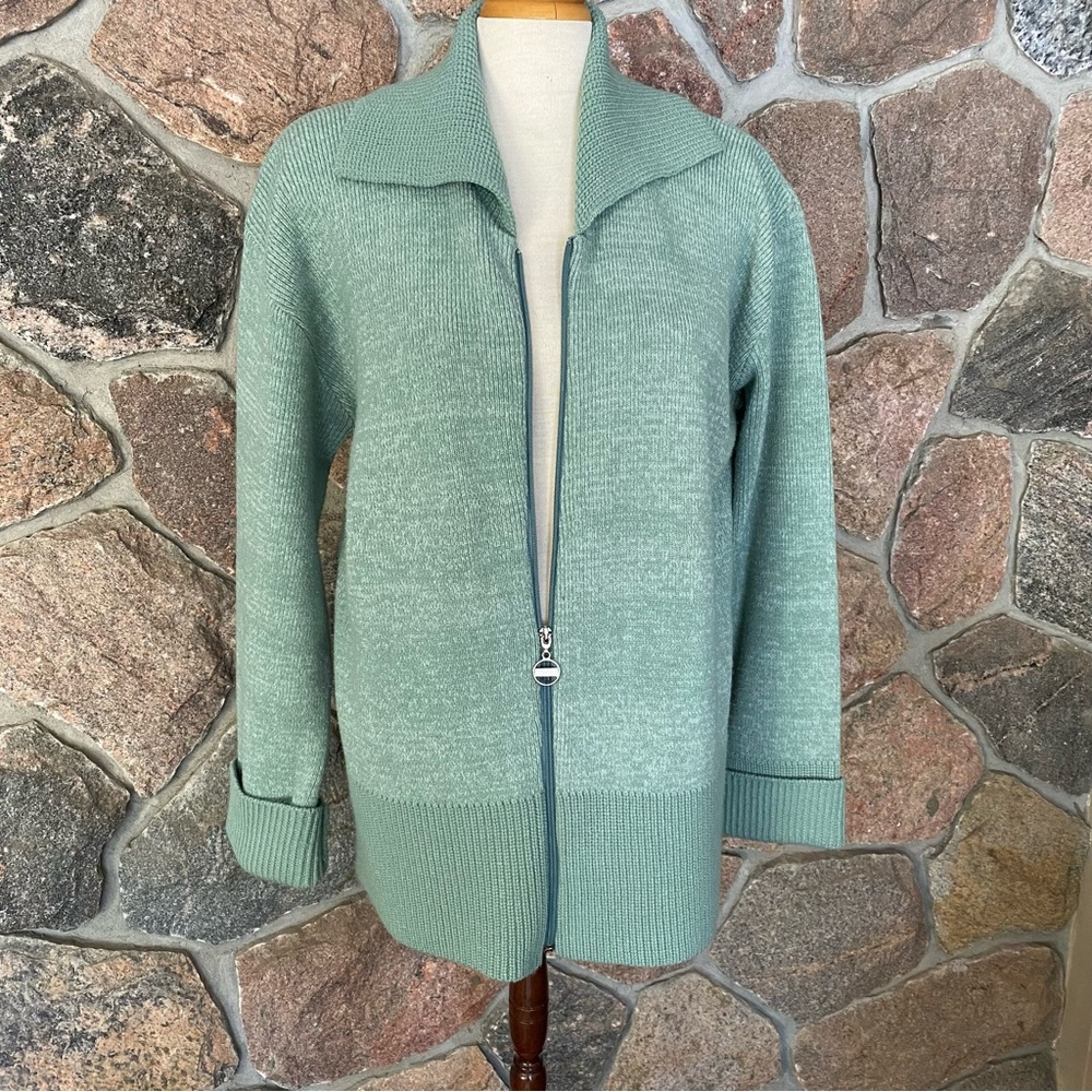 Lovely Etiquette London mint green cardigan with zipper. Made in Europe.